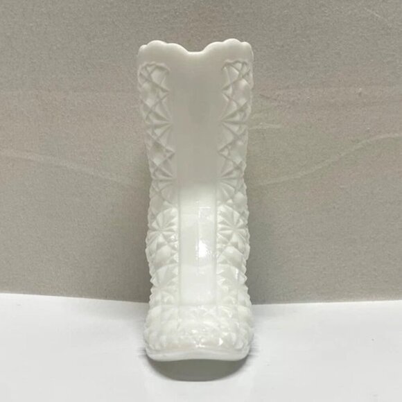 Vintage Fenton Milk Glass Dairy Button Boot 4.25" Collectible Art Shoe Vase EUC - Picture 10 of 11